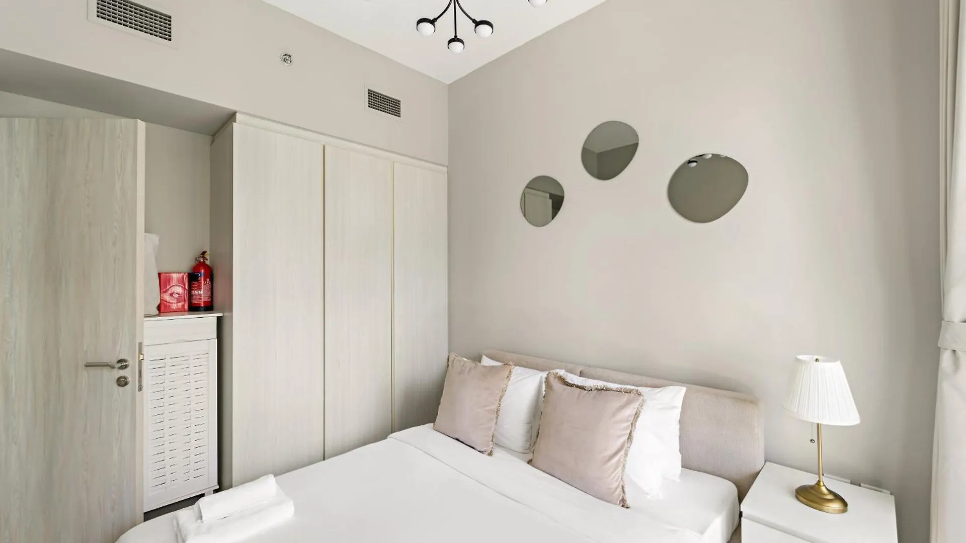 Vayk - Stylish 1 Bd In Business Bay Apartment Dubai