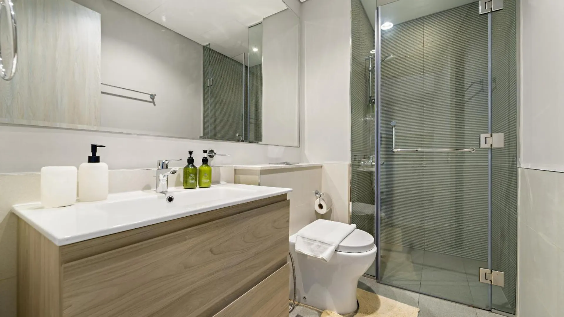 Vayk - Stylish 1 Bd In Business Bay Apartment Dubai